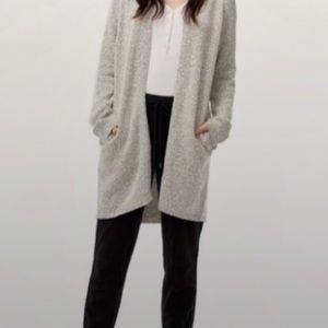 Aritzia Community Cardigan Size XS